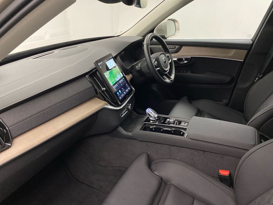 2025 Volvo XC90