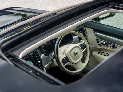 2021 Volvo S90