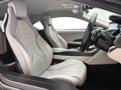 2016 BMW i8