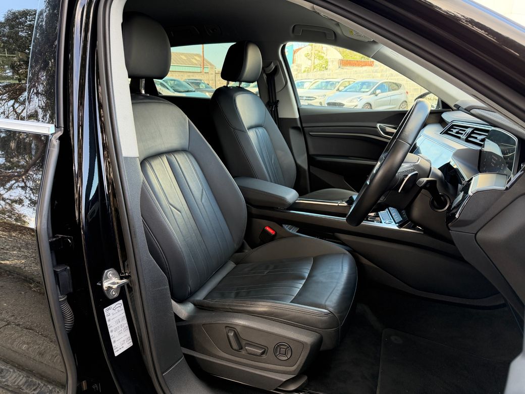 2022 Audi e-tron