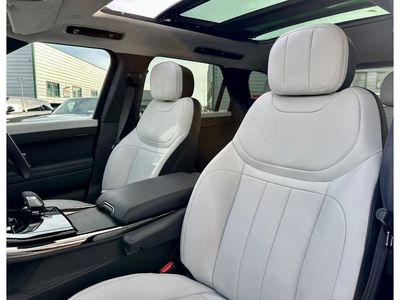 2024 Land Rover Range Rover Sport