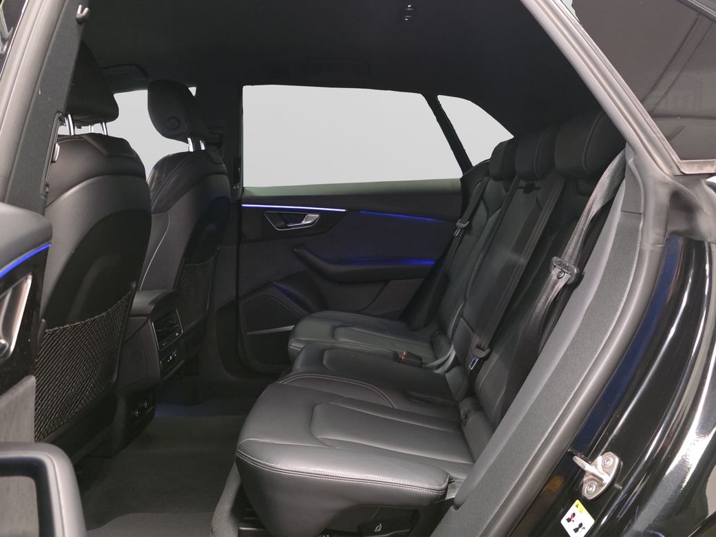 2024 Audi Q8