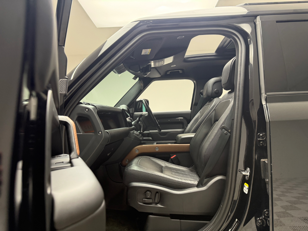 2023 Land Rover Defender