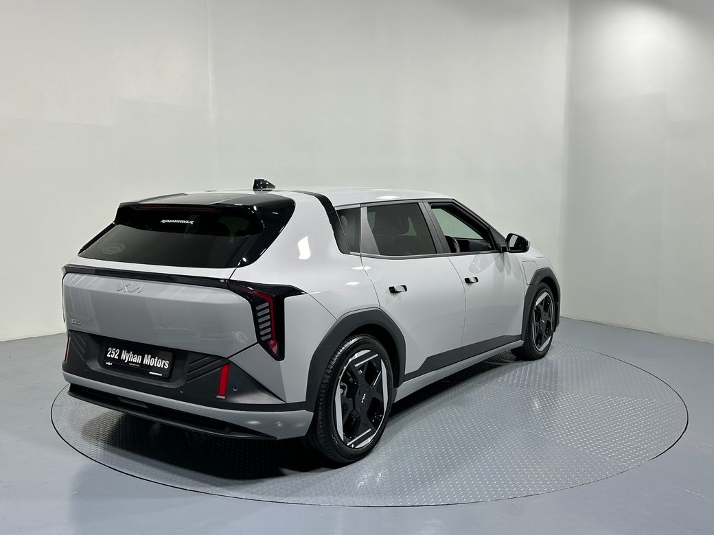 2025 Kia EV4