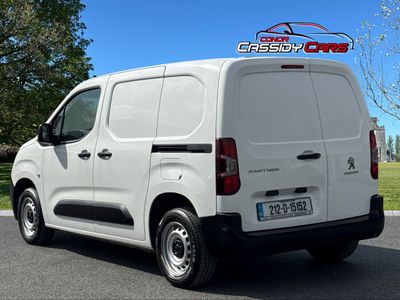 2021 Peugeot Partner