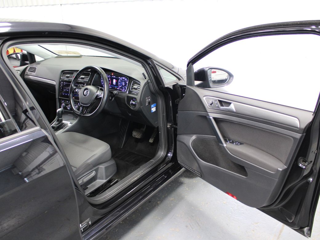 2019 Volkswagen Golf