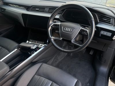 2022 Audi e-tron