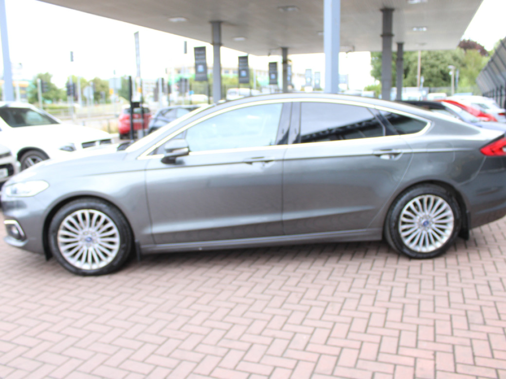 2020 Ford Mondeo
