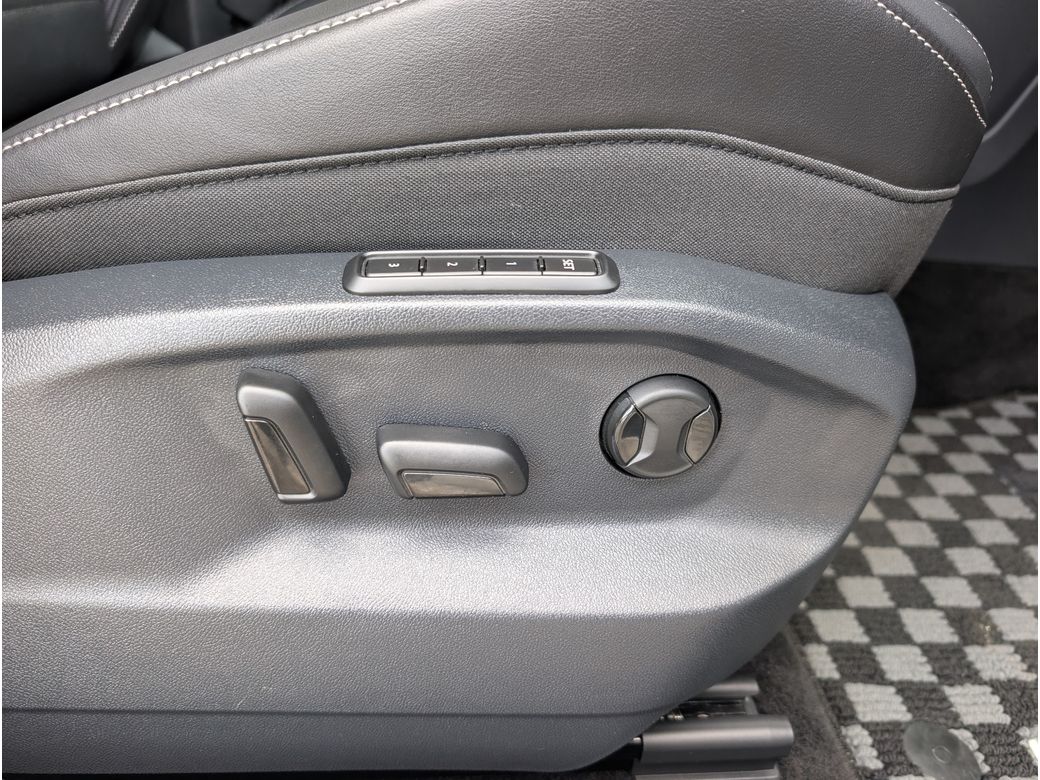 2023 Volkswagen T-Roc