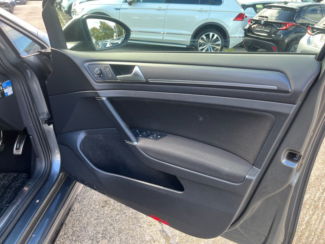 2018 Volkswagen Golf