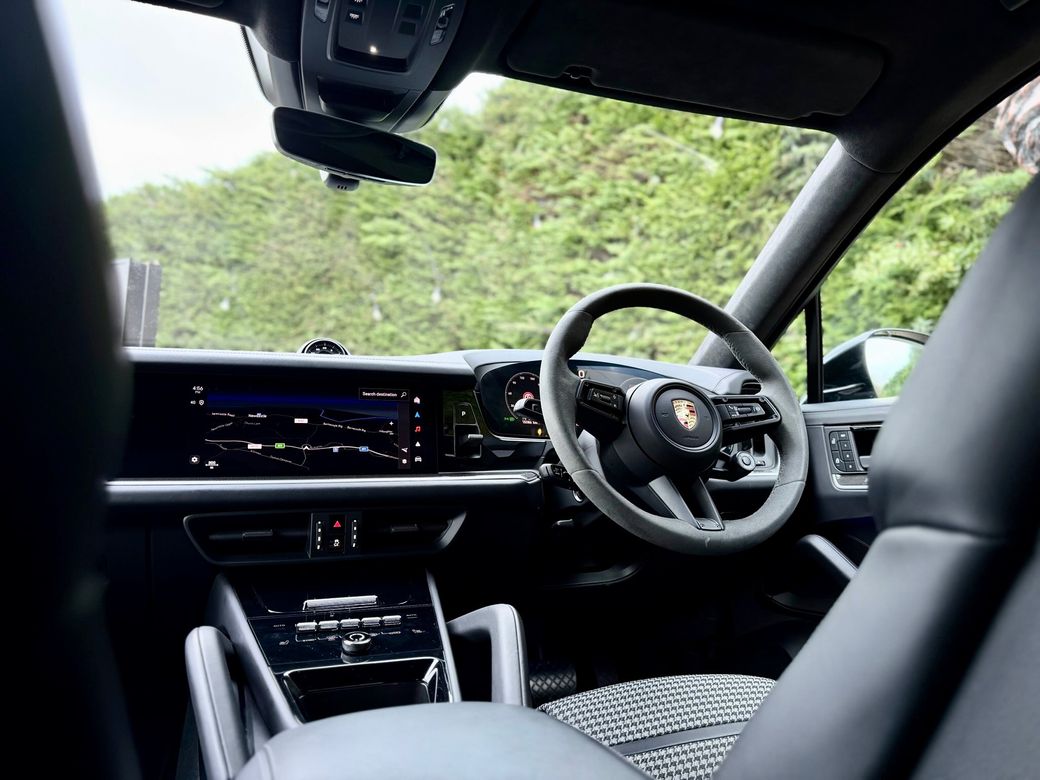 2024 Porsche Cayenne