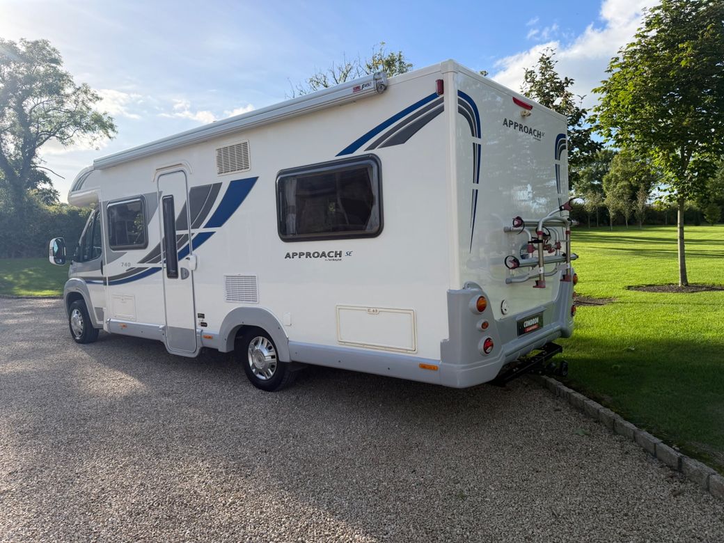 2013 BAILEY APPROACH  740 LOW PROFILE R.H.D 