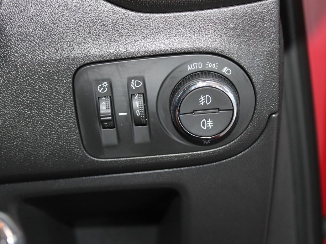 2024 Opel Crossland X