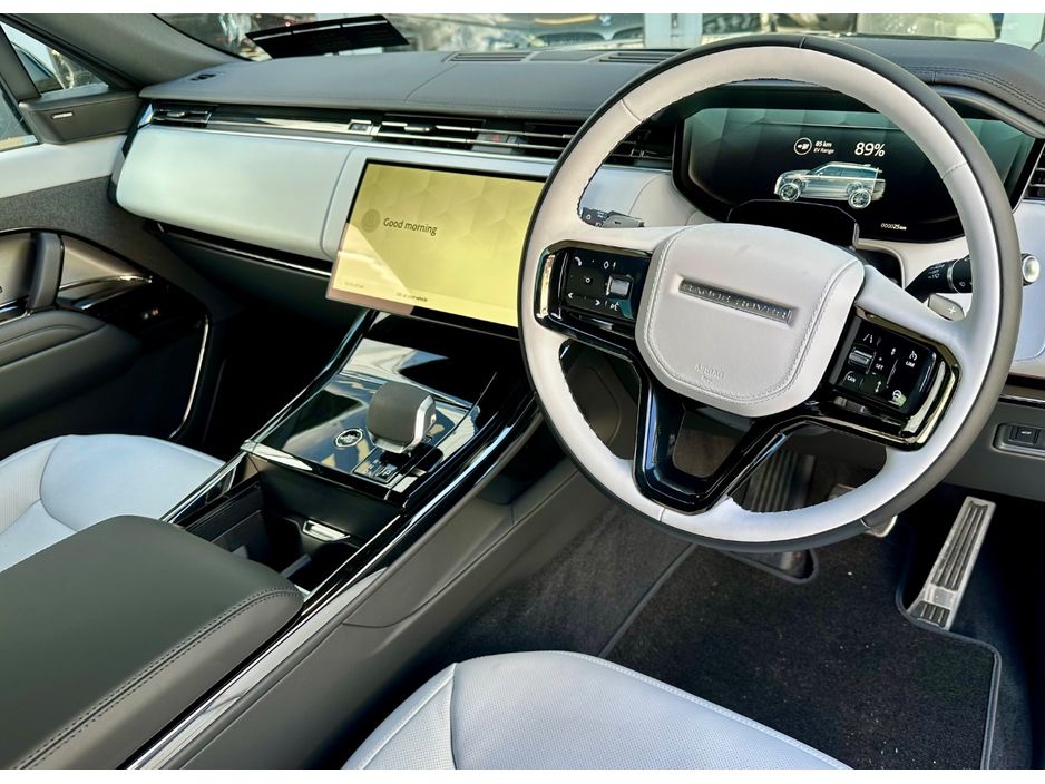 2025 Land Rover Range Rover Sport