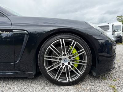 2015 Porsche Panamera