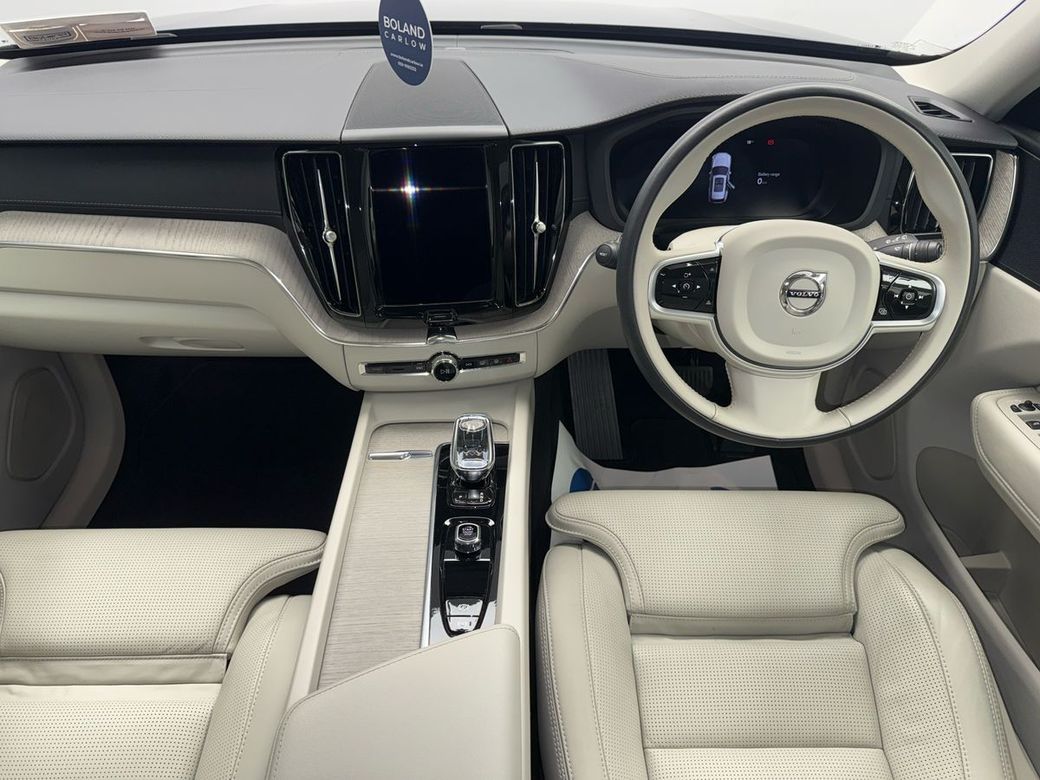 2022 Volvo XC60