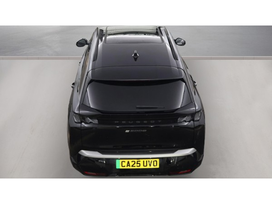 2025 Peugeot 5008