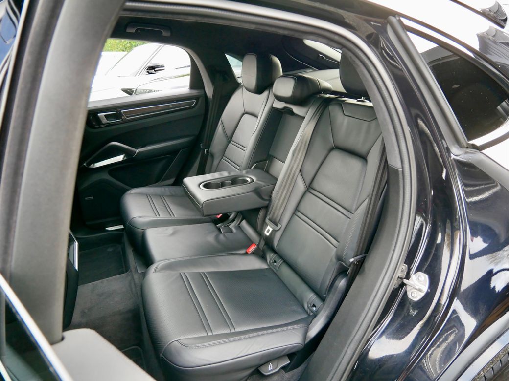 2022 Porsche Cayenne