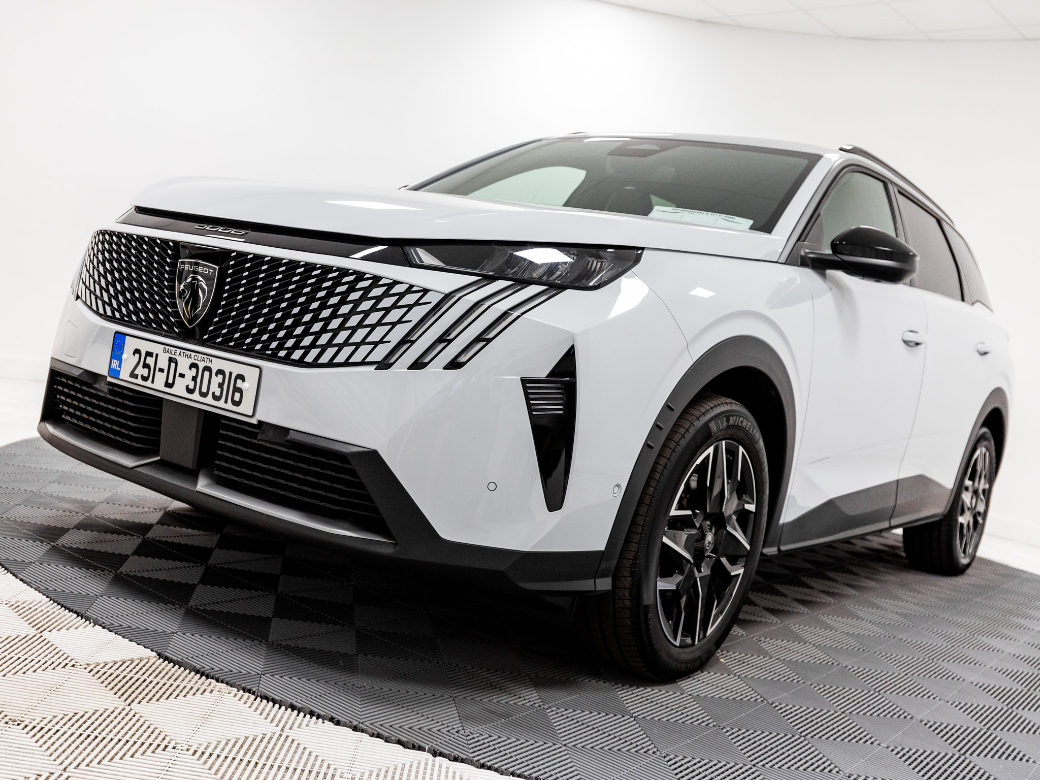 2025 Peugeot 5008