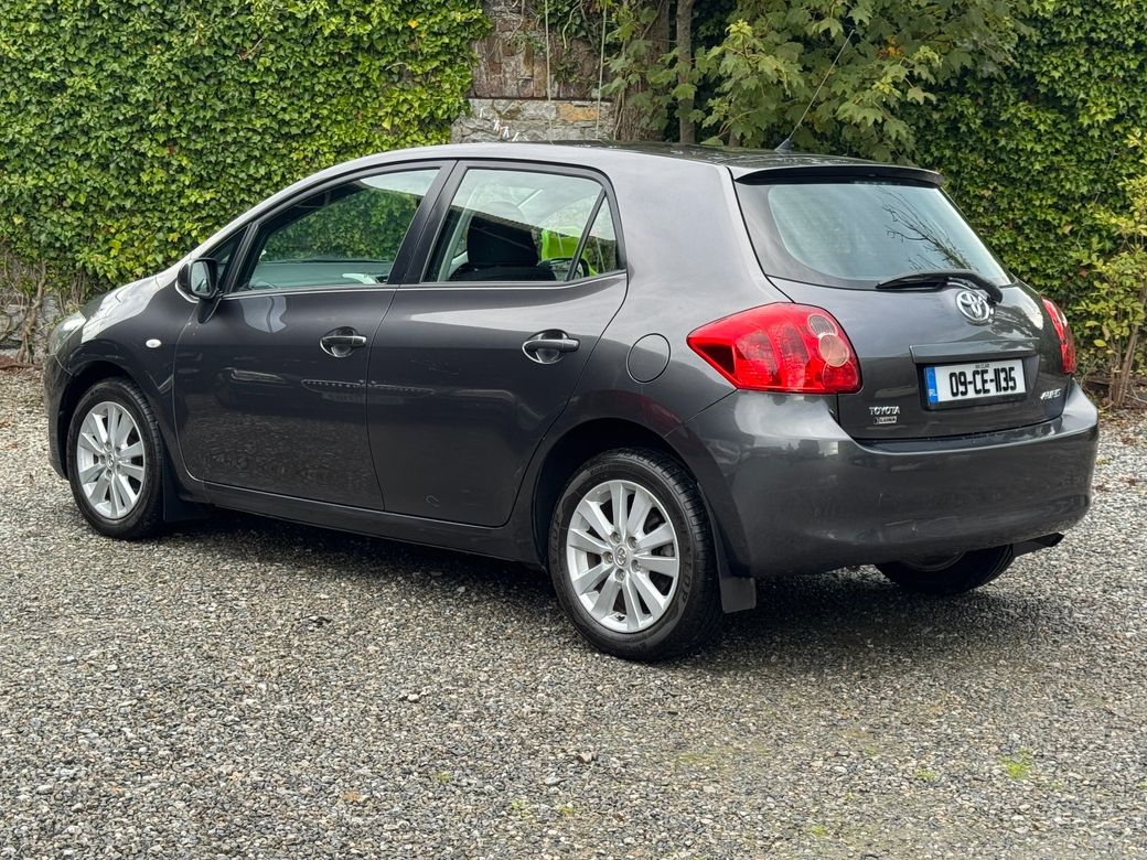 2009 Toyota Auris