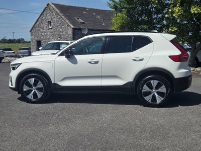 2023 Volvo XC40