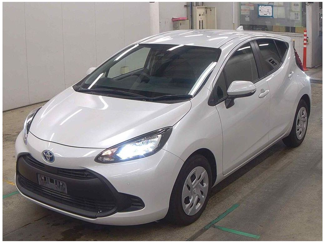 2022 Toyota Aqua