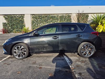 2016 Toyota Auris