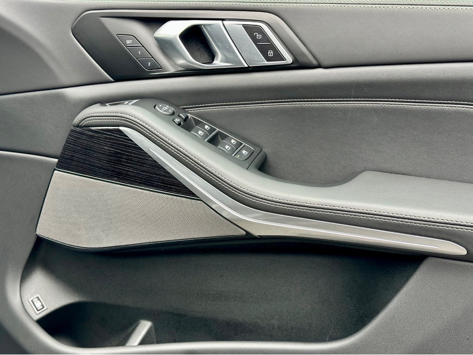 2025 BMW X5