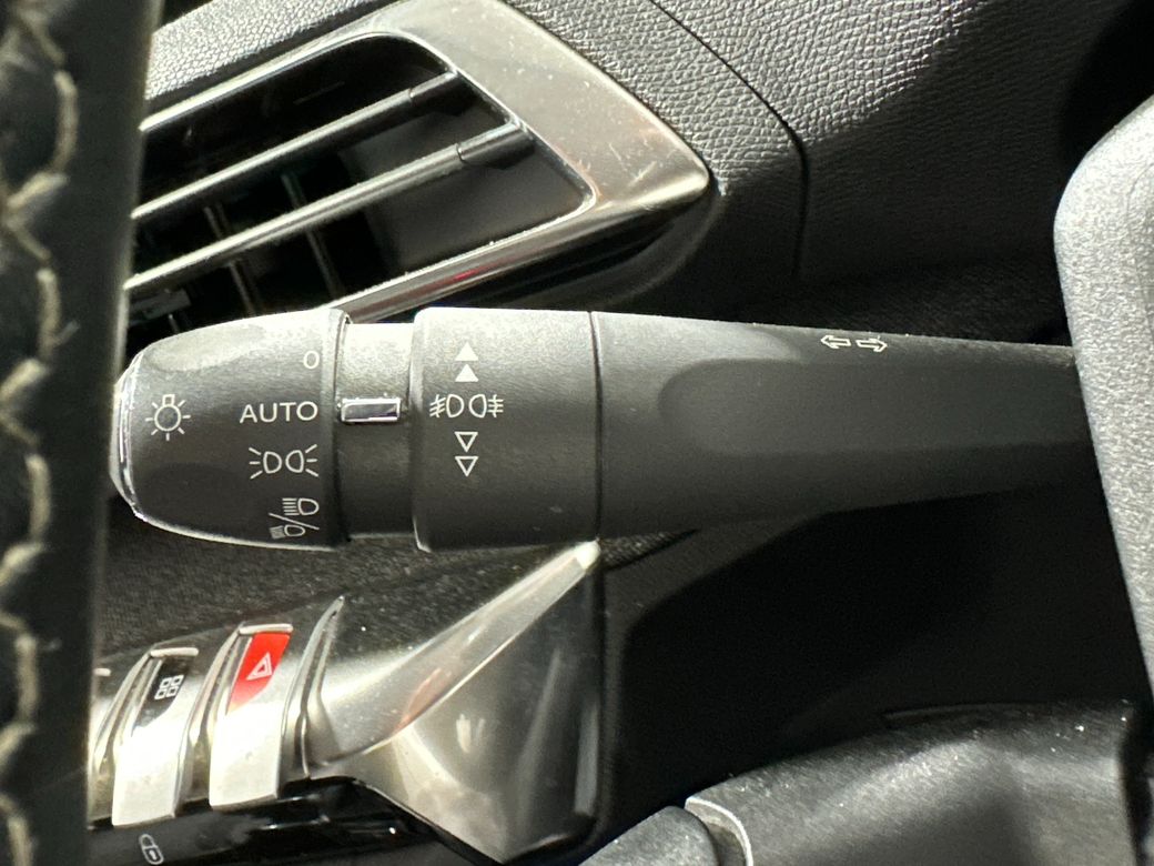 2020 Peugeot 3008