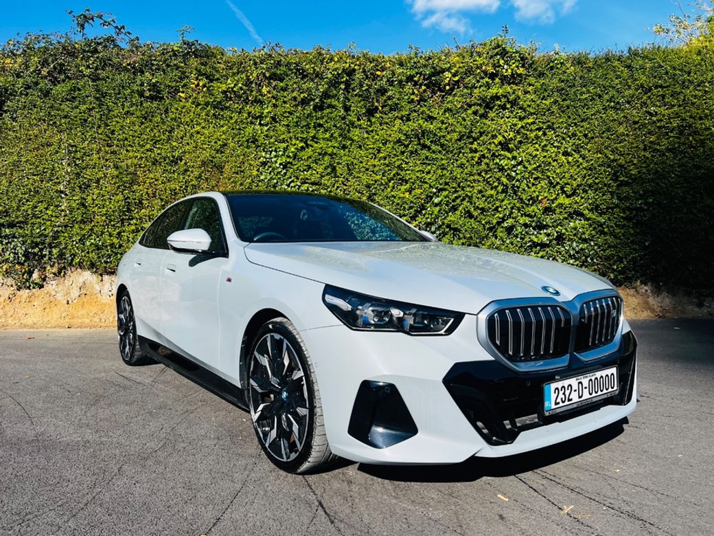 2023 BMW i5