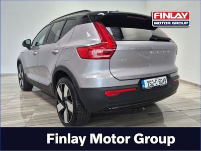 2025 Volvo EX40