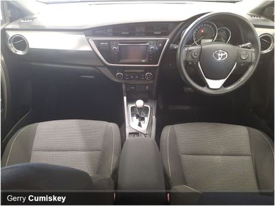 2013 Toyota Auris
