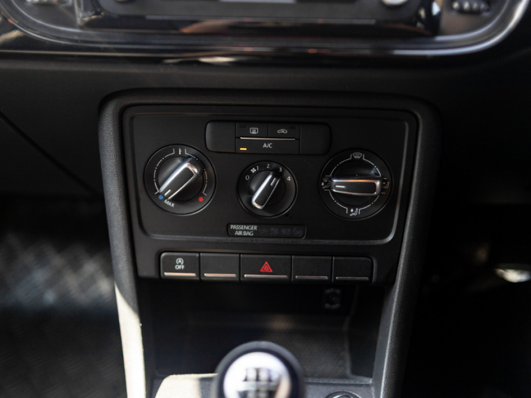 2014 Volkswagen Beetle