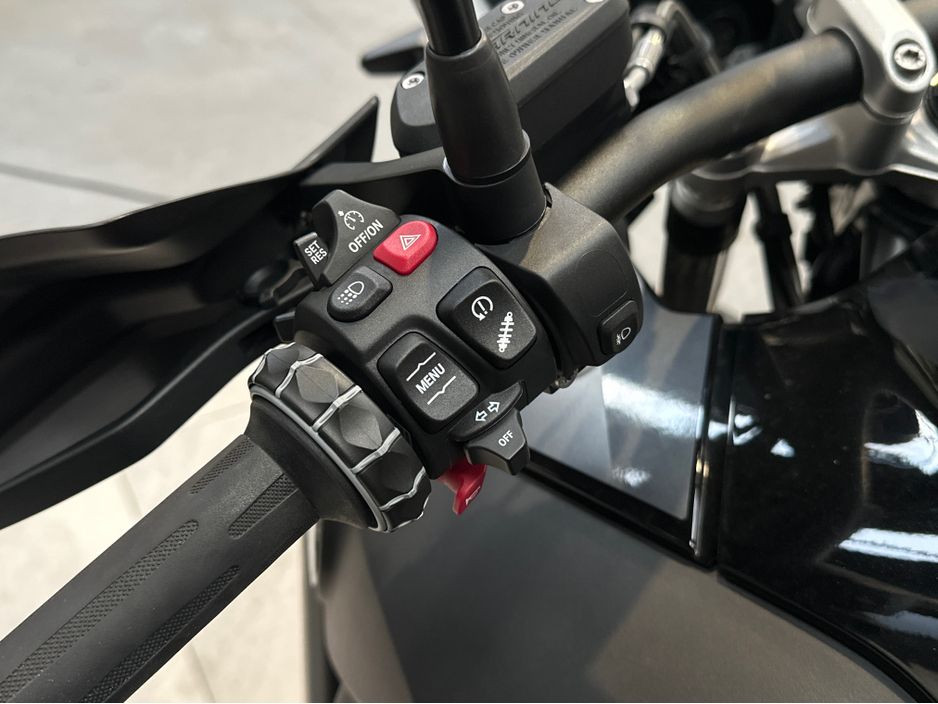 2022 BMW R1250