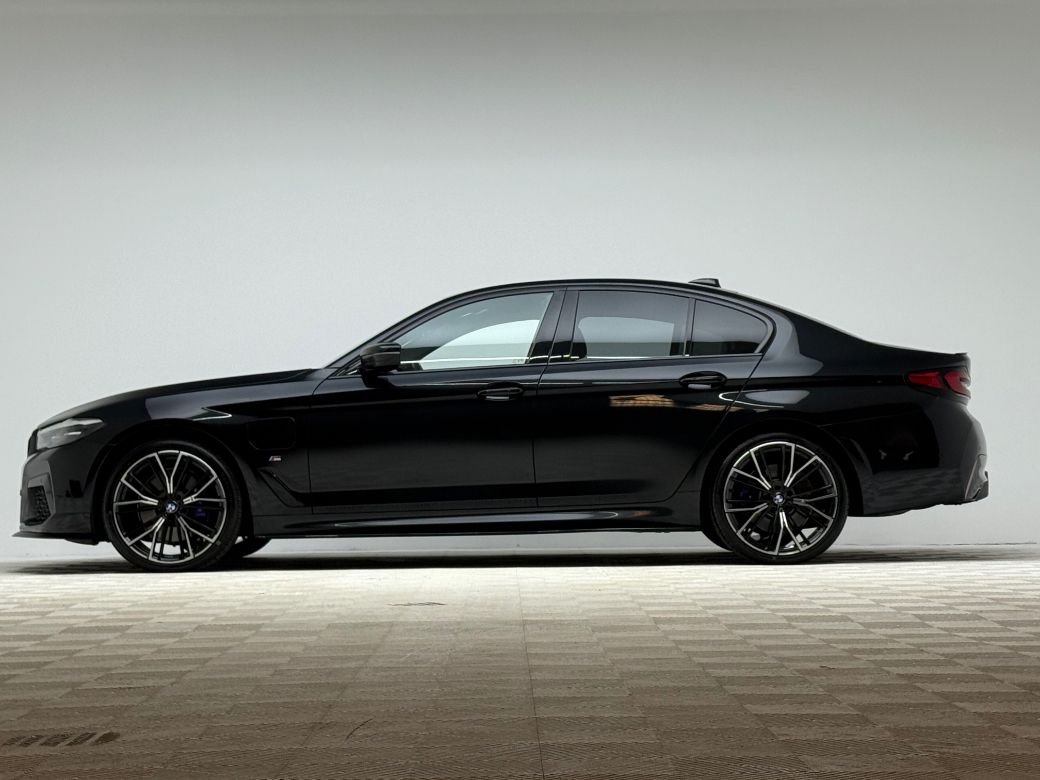 2021 BMW 5 Series