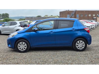 2017 Toyota Vitz