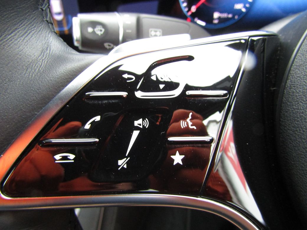 2022 Mercedes-Benz E 300