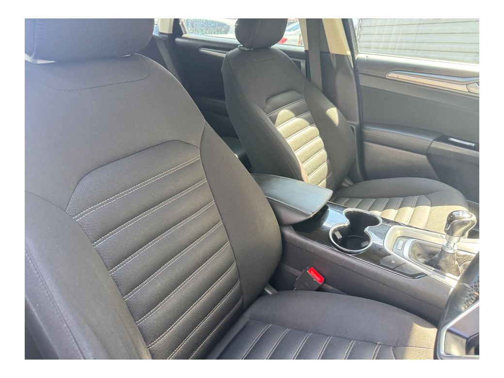2015 Ford Mondeo