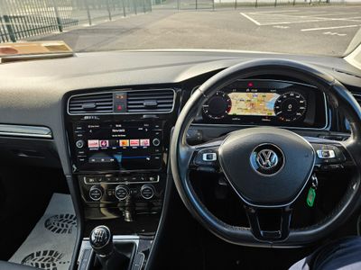 2019 Volkswagen Golf