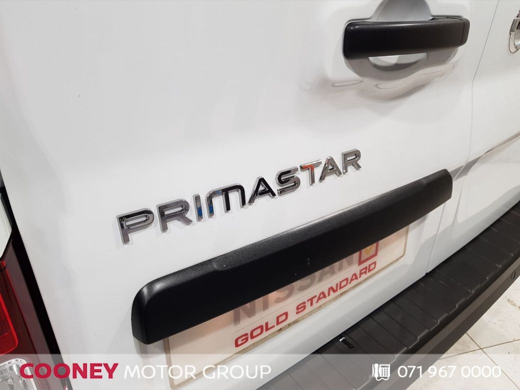 2025 Nissan Primastar