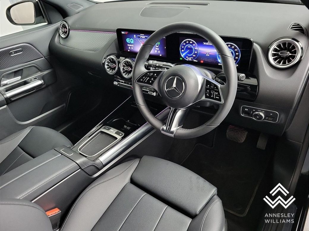 2025 Mercedes-Benz EQA