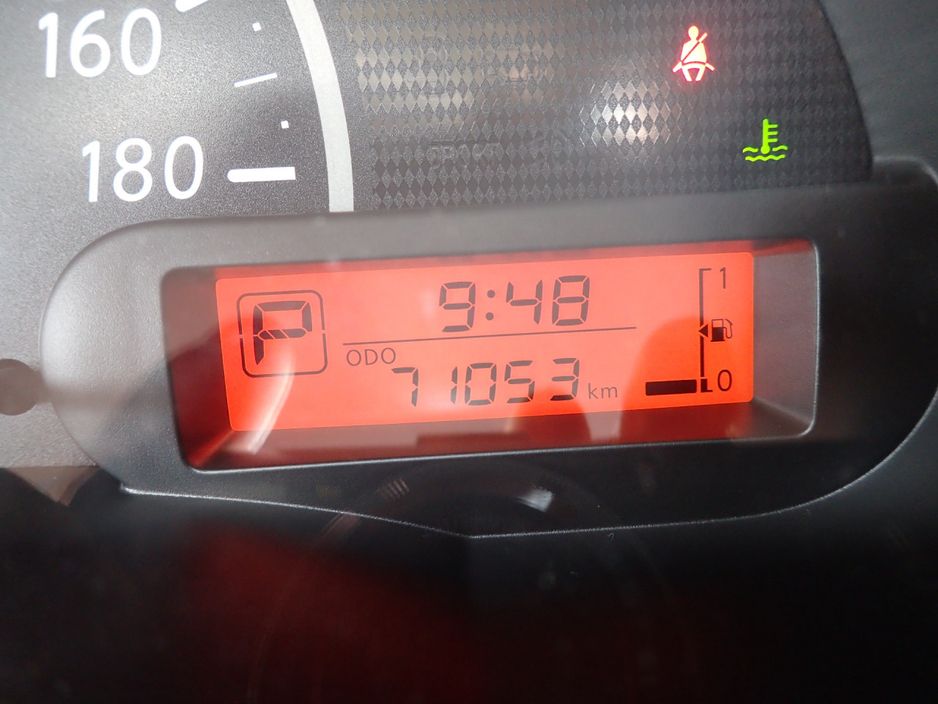 2016 Nissan March