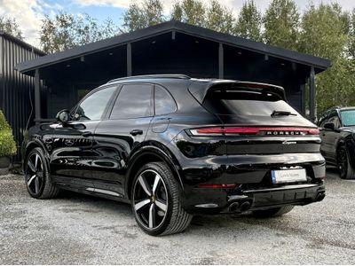 2023 Porsche Cayenne