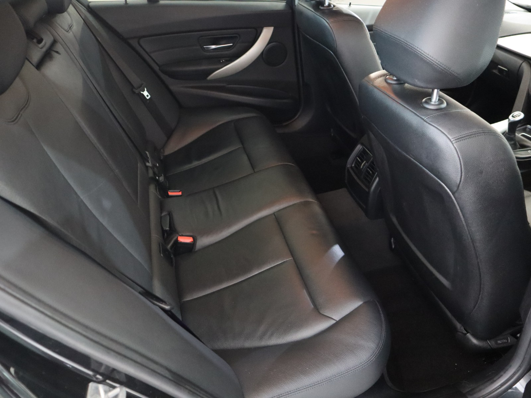 2018 BMW 3 Series