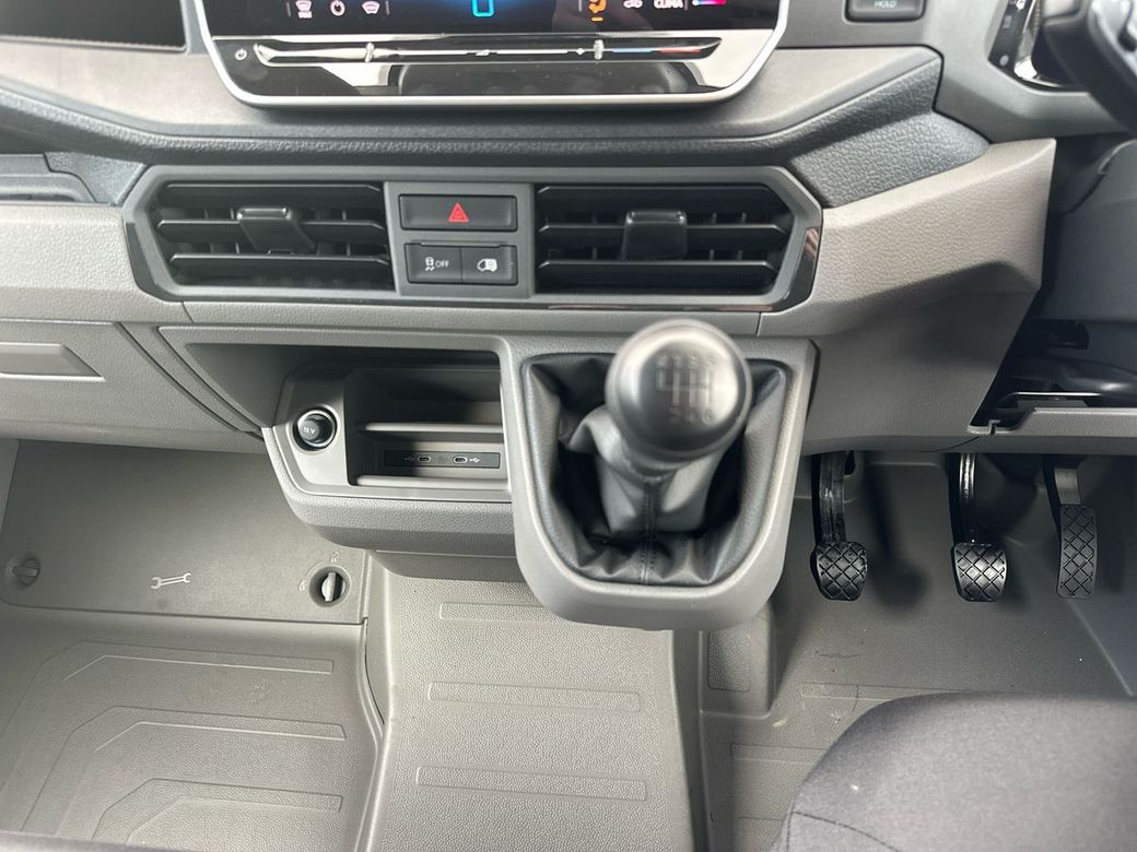 2025 Volkswagen Crafter