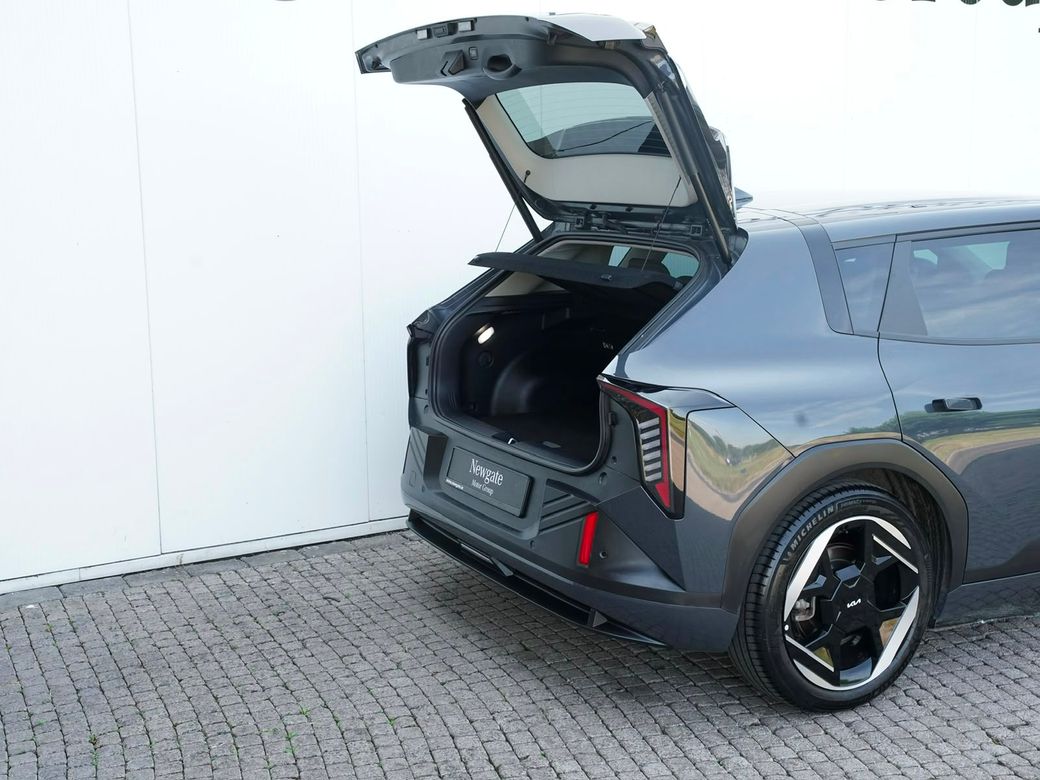 2025 Kia EV4