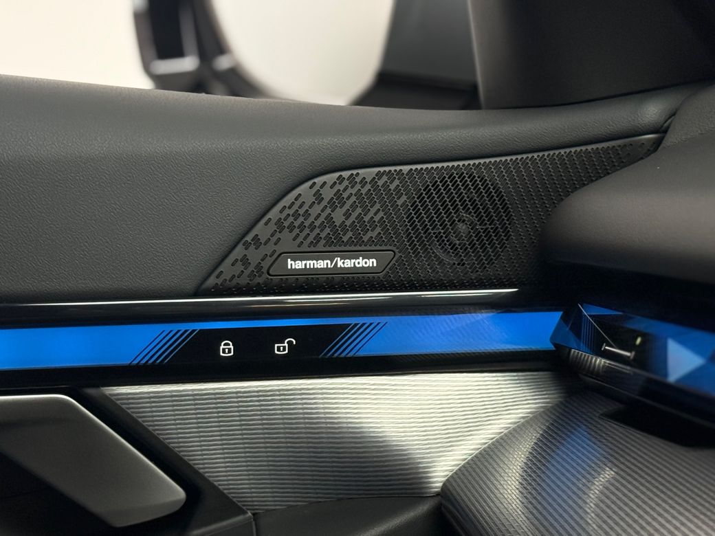 2023 BMW i5