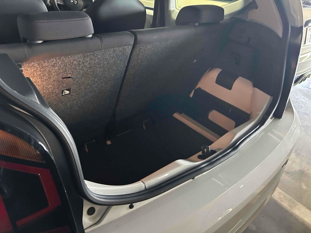2019 Volkswagen up!
