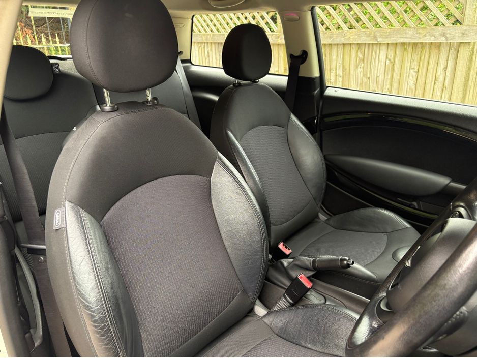 2013 Mini Hatch