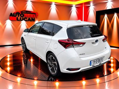 2017 Toyota Auris